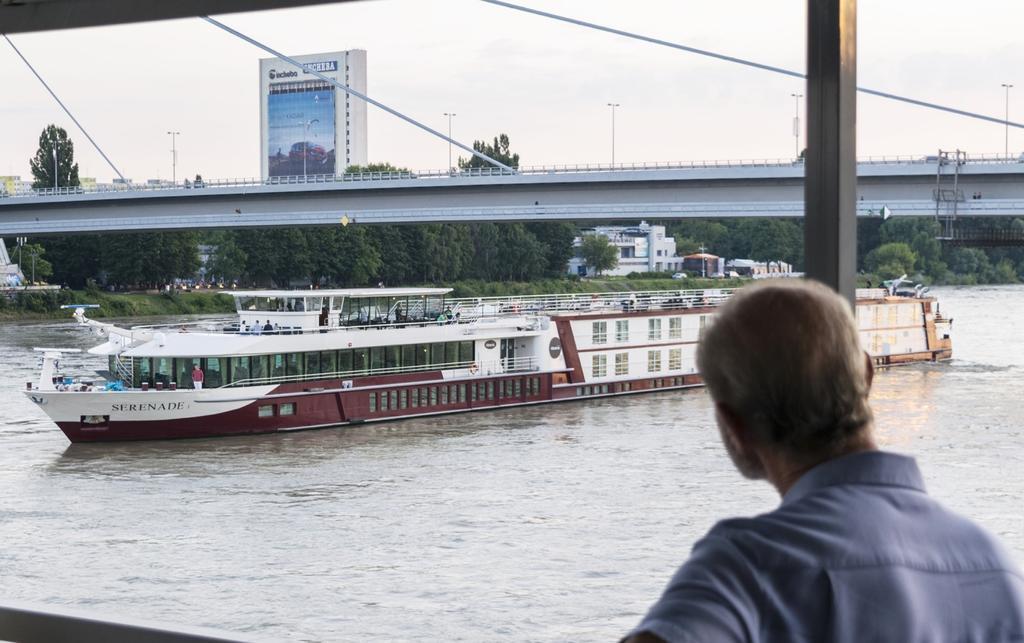 Botel Gracia Братислава Экстерьер фото